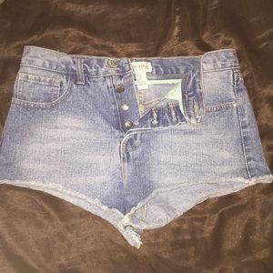 Extremely cute high wasted booty shorts!